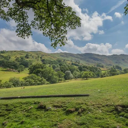 2 Bed In Sz470 Patterdale